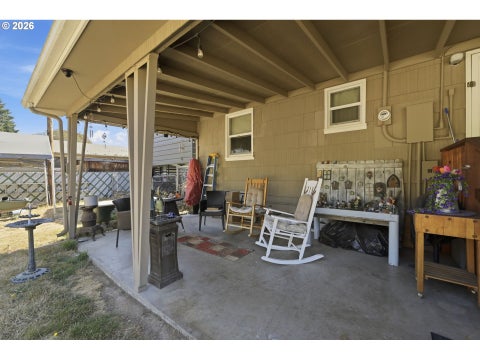 Tiny photo for 76342 Jasper Dr, Oakridge, OR 97463 (MLS # 750039711)