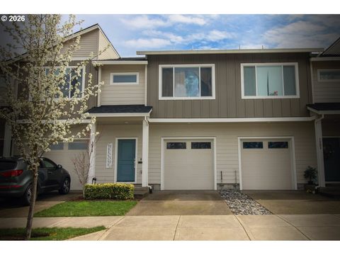 1272 S QUARTZ DR Cornelius OR 97113
