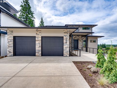 Photo of 522 NE Province Dr, Camas, WA 98607 (MLS # 684854395)