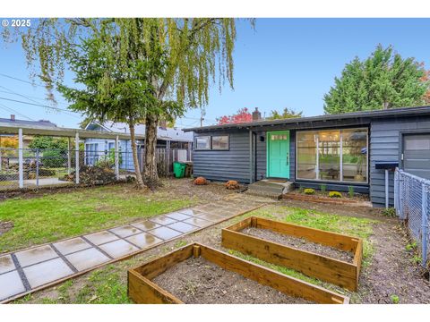 7417 SE HENRY PL Portland OR 97206