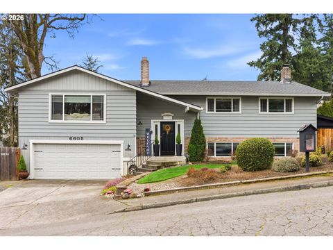 6605 PARKWAY DR Gladstone OR 97027