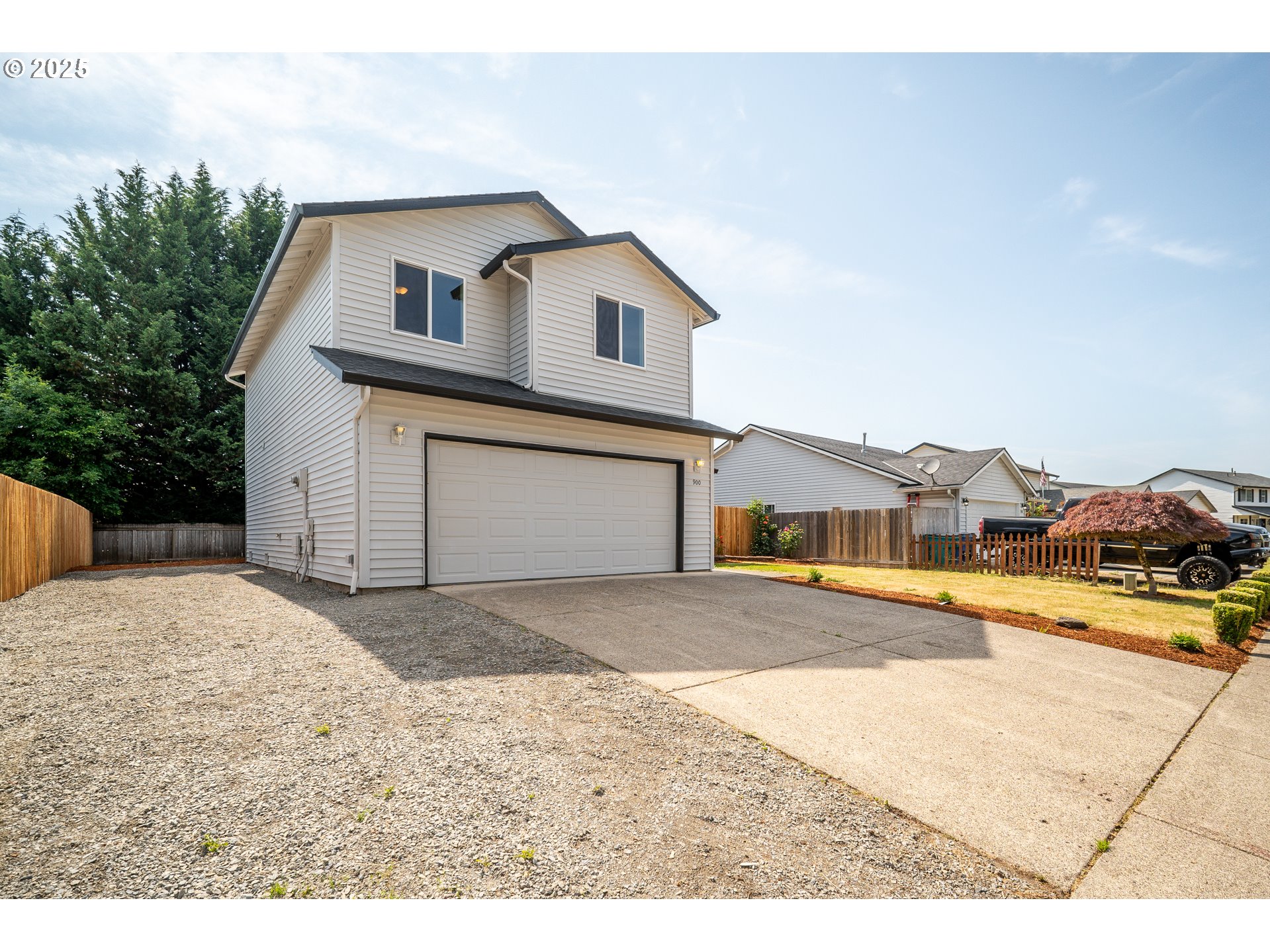 900 SW 22ND AVE
