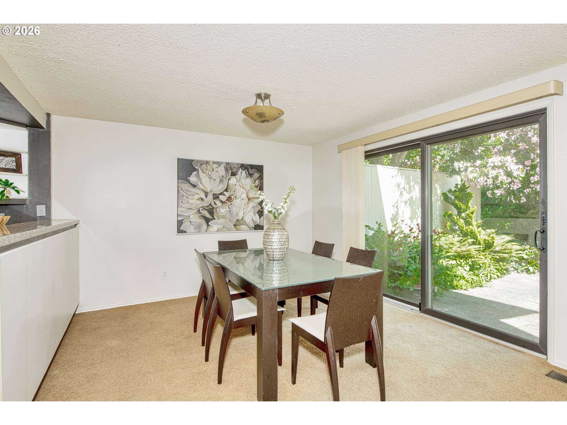 9 BRITTEN CT