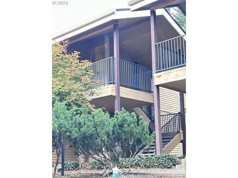 9852 SE TALBERT ST Clackamas OR 97015