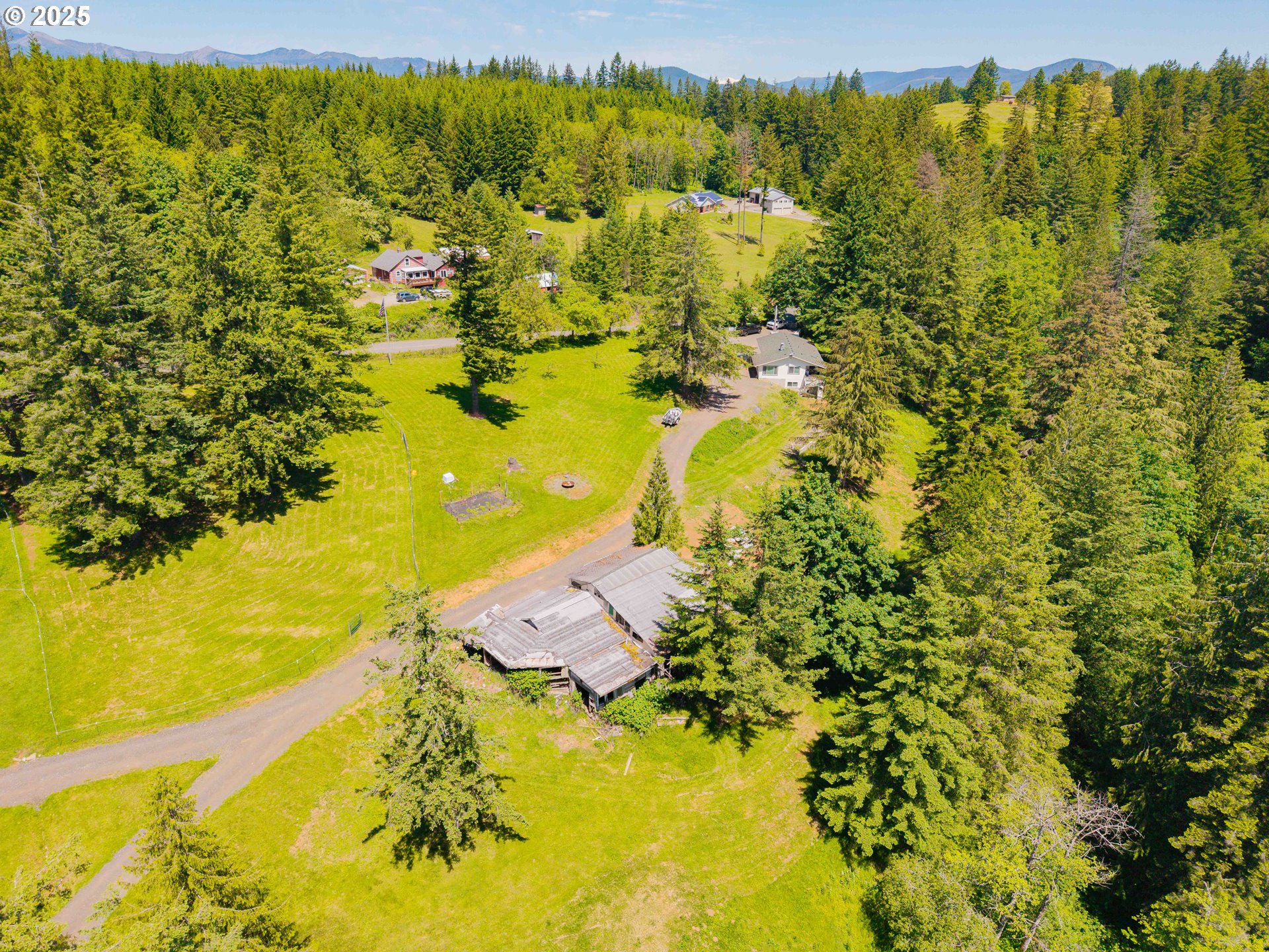 3221 Belle Center RD