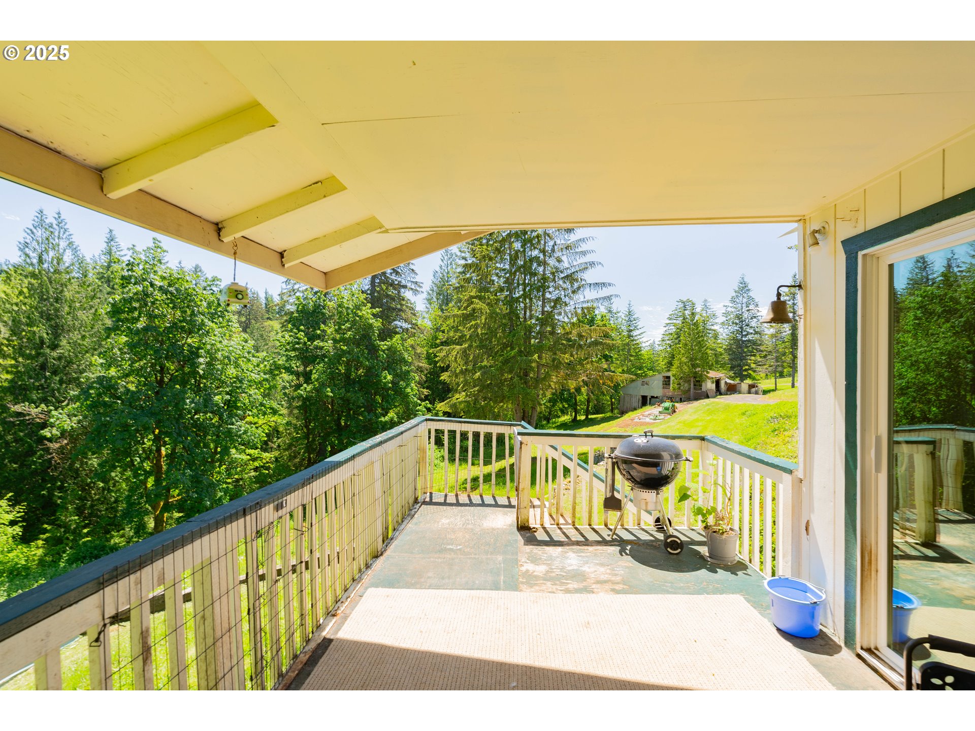 3221 Belle Center RD