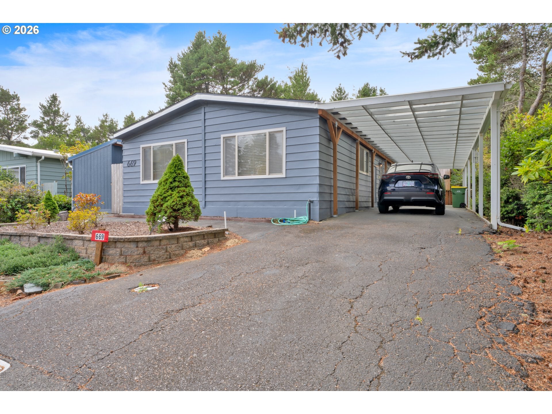 1601 RHODODENDRON DR 669