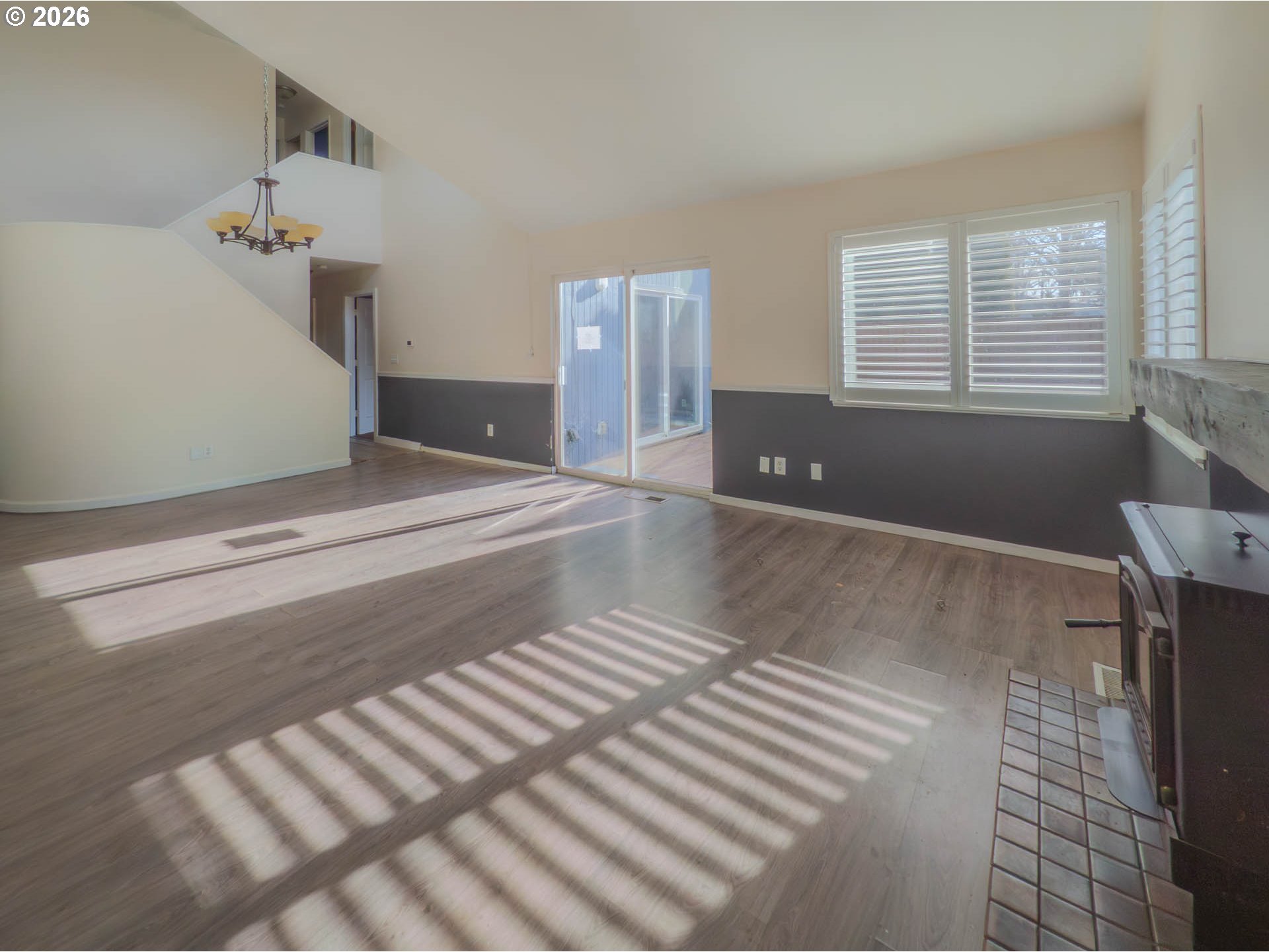 17610 NW ROLLING HILL LN