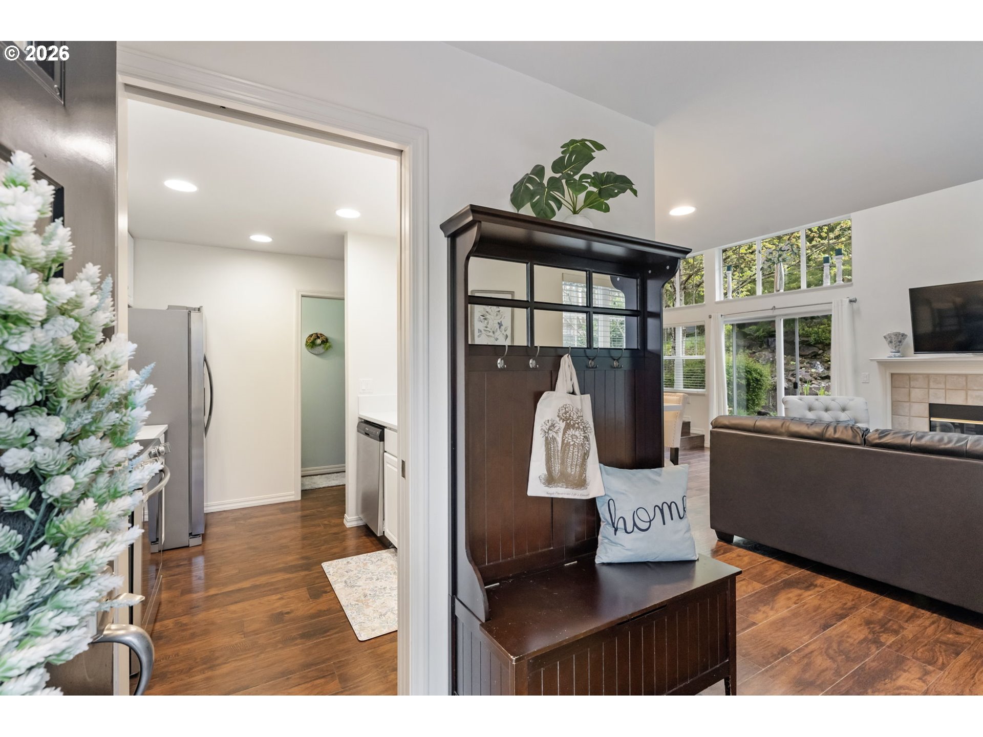 9721 NW MILLER HILL DR