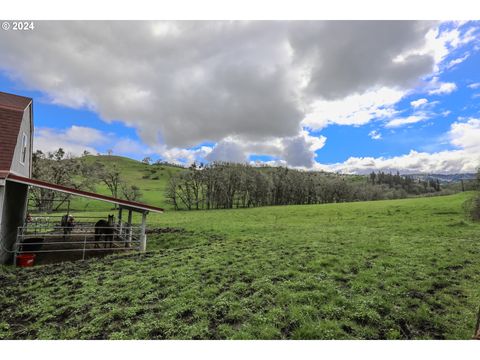 A home in Roseburg