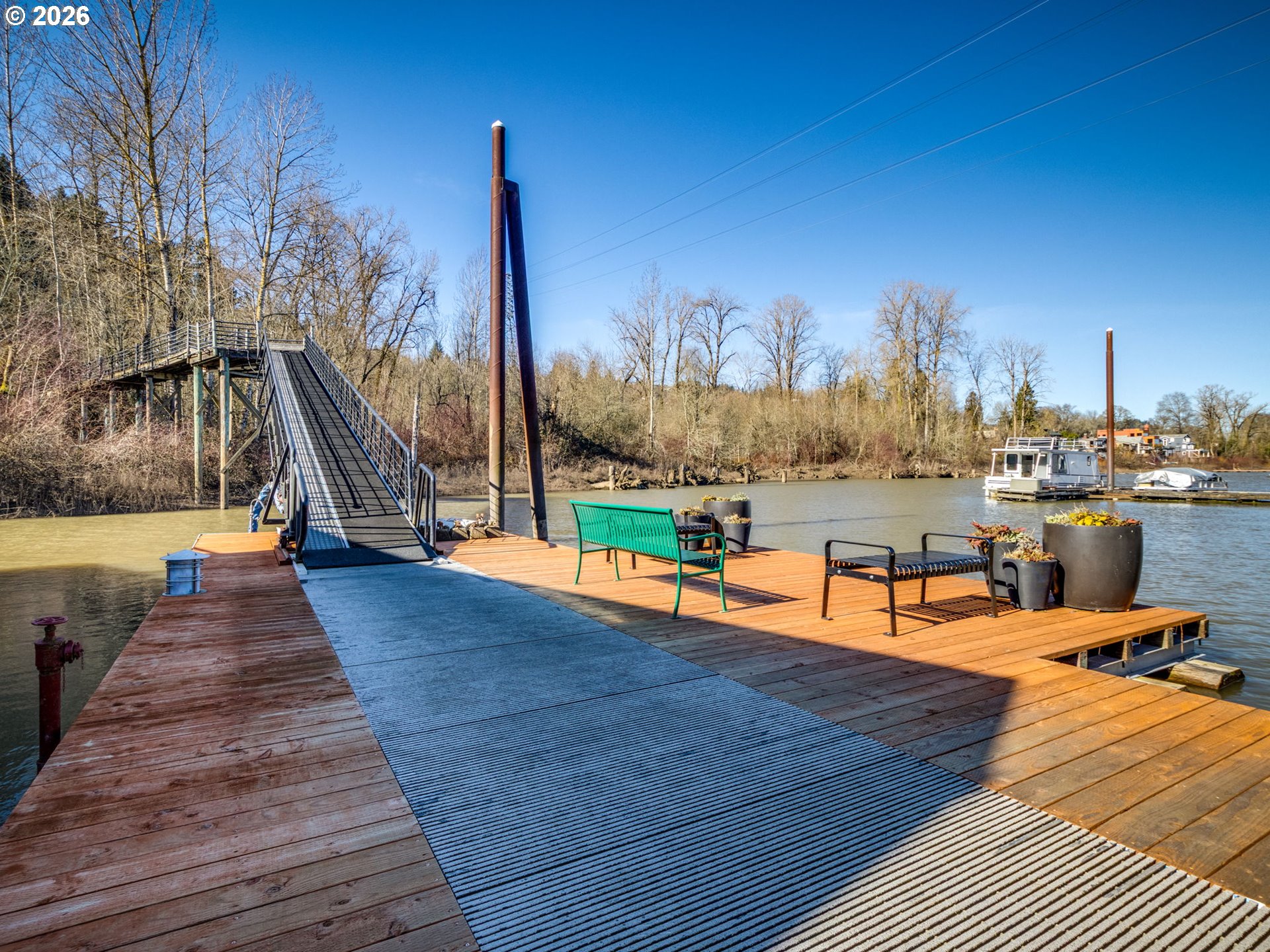 7720 S MACADAM AVE Slip 16