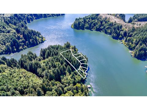 0 Tenmile Lake Lakeside OR 97449