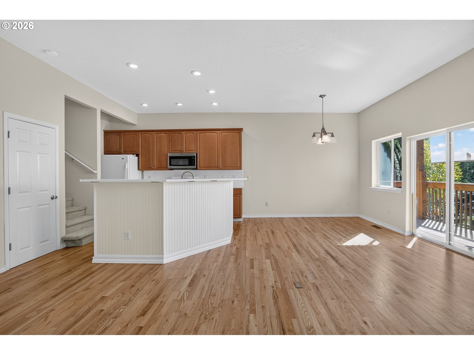 1352 SW BINFORD LAKE PKWY