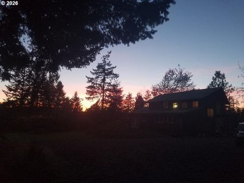 Tiny photo for 80181 Lost Creek Rd, Dexter, OR 97431 (MLS # 621264321)
