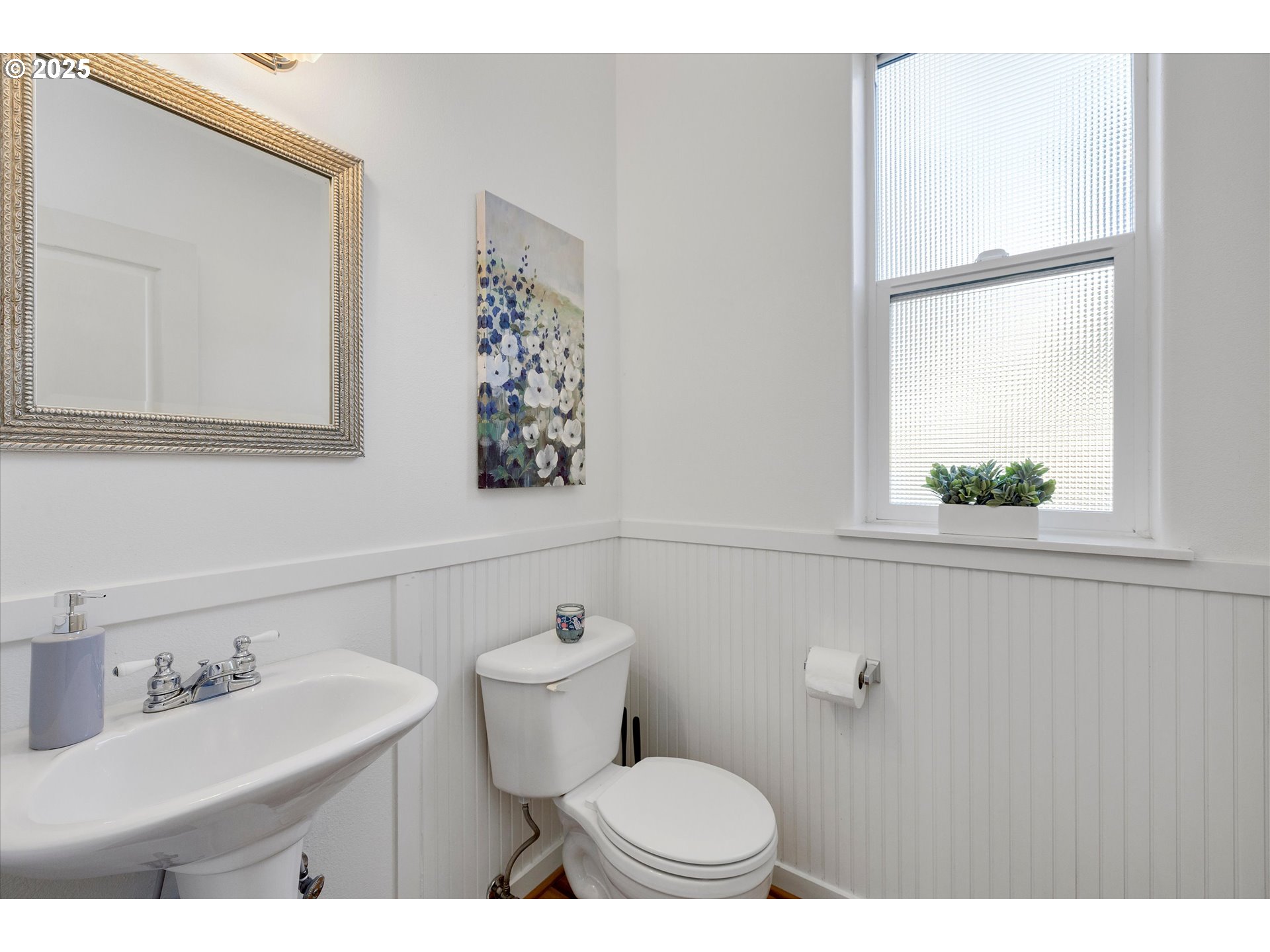 1422 NE 18TH PL
