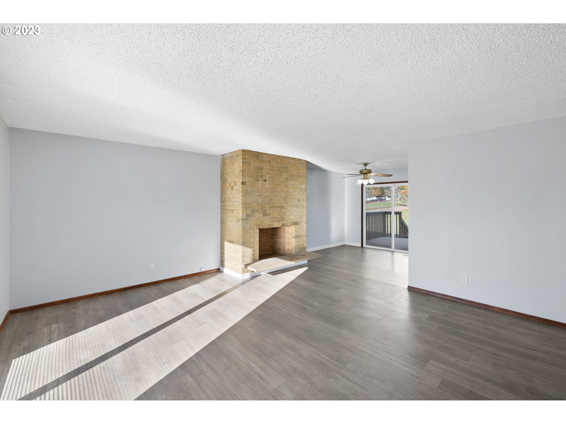 20990 SE HIGHWAY 212