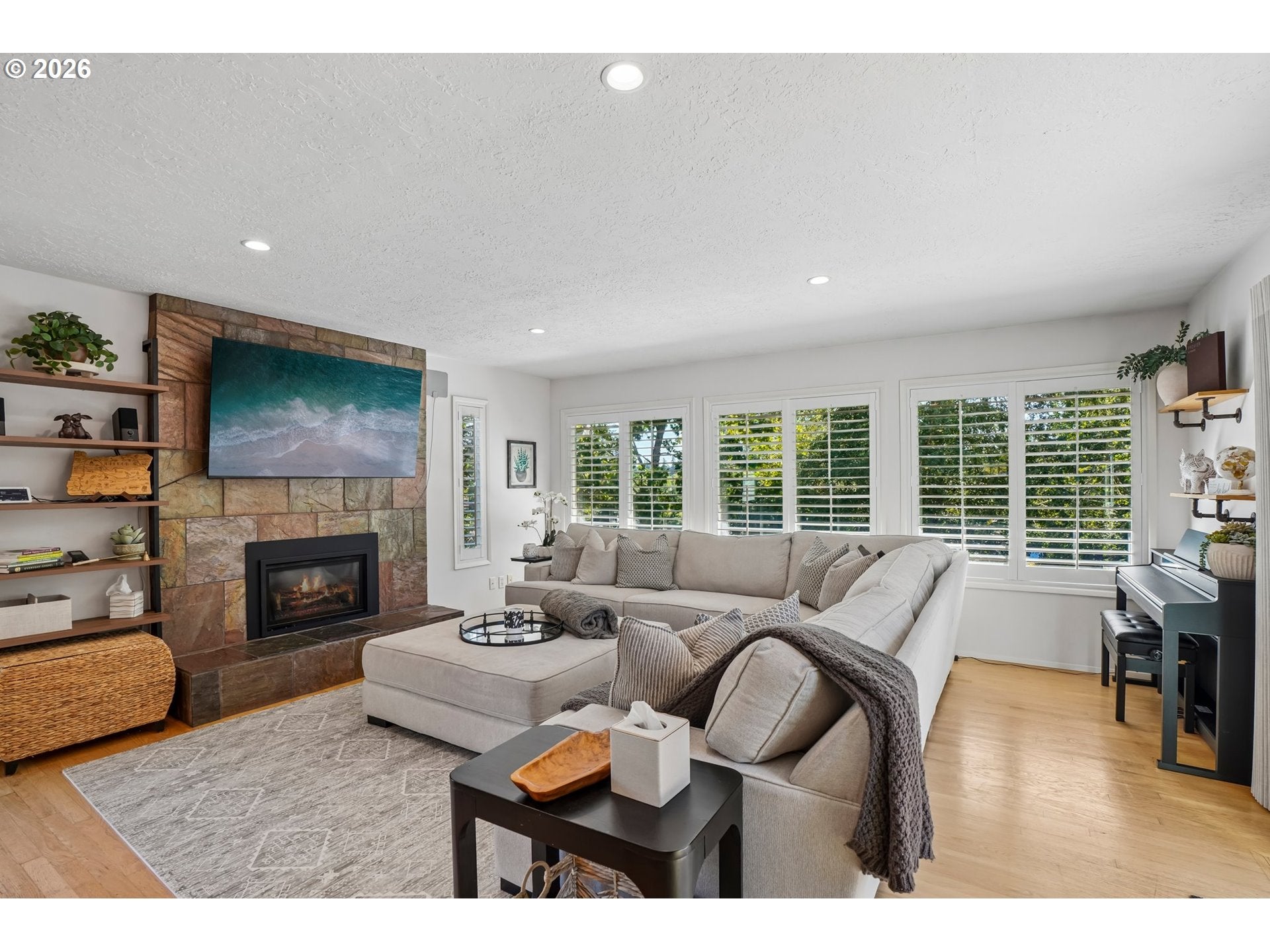 1432 GREENTREE CIR
