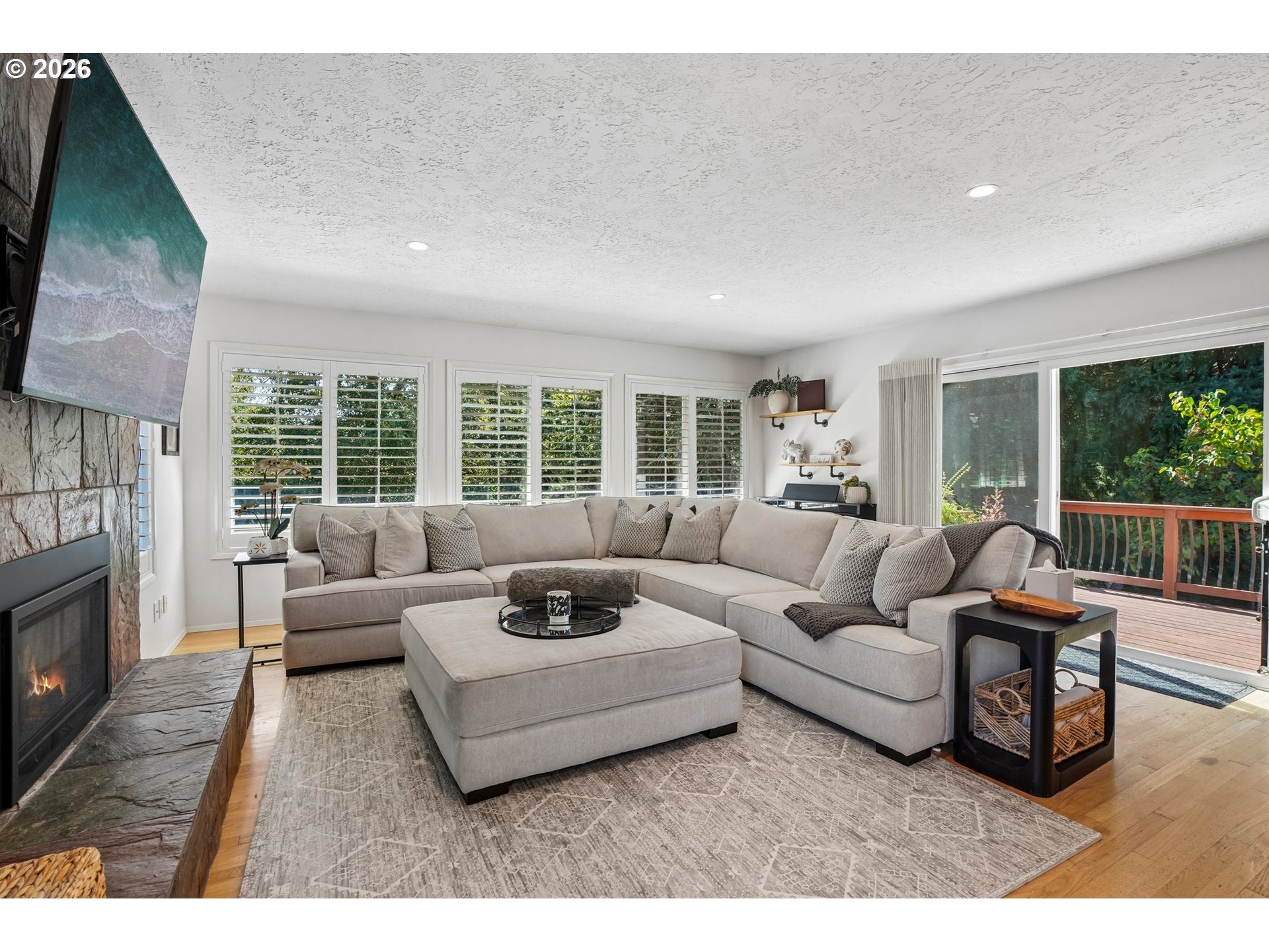 1432 GREENTREE CIR