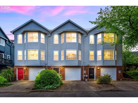 1636 SE KNAPP ST Portland OR 97202