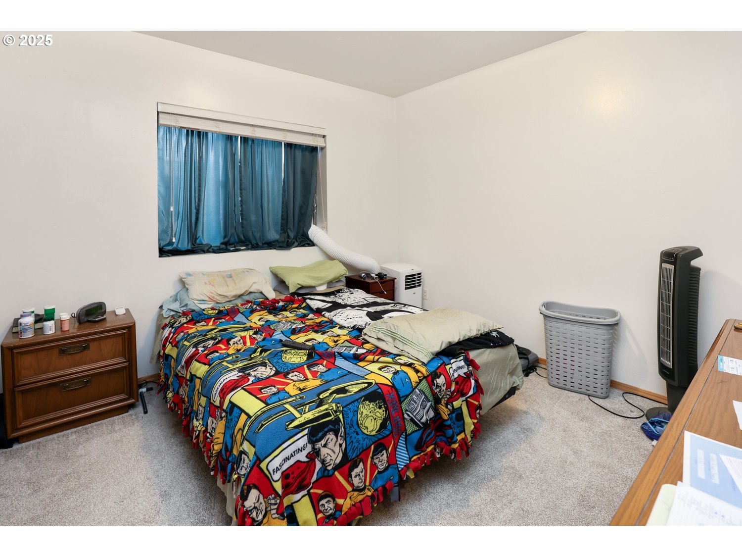 945/947 W 17th AVE