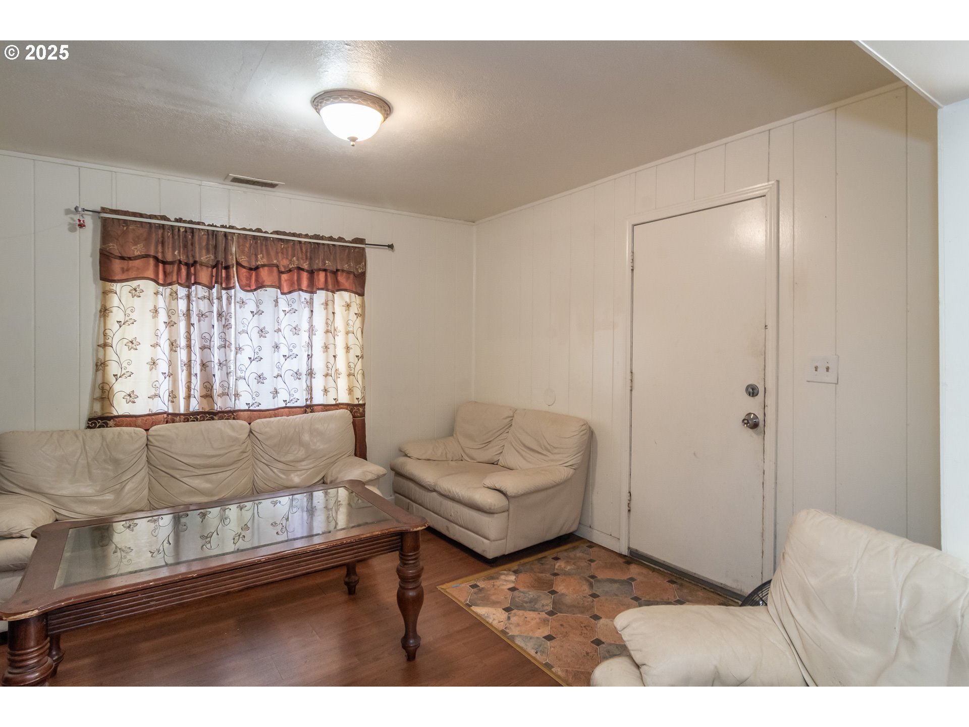 1224 NE FREEMONT AVE