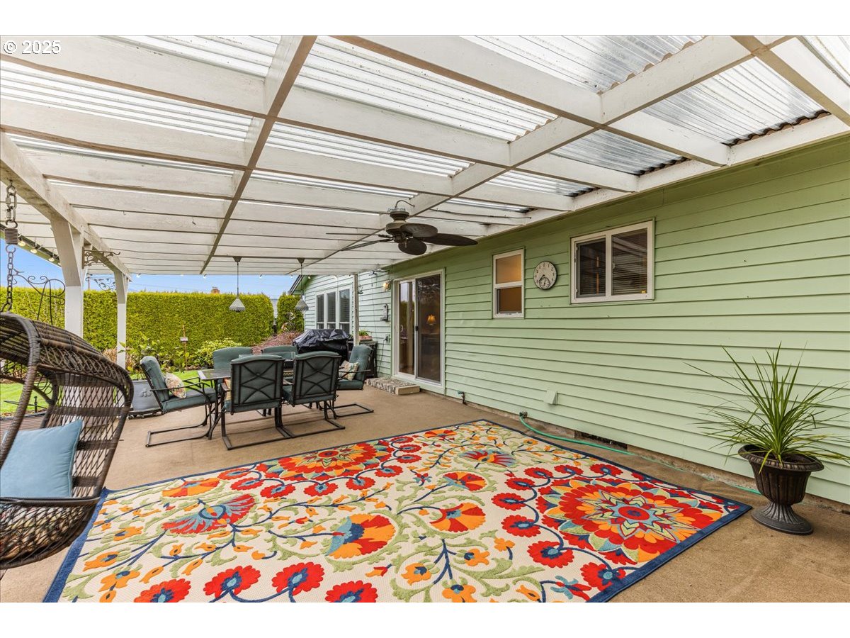 Forest Grove, Oregon 97116, United States, 3 Bedrooms Bedrooms, ,2 BathroomsBathrooms,Residential,Active,92926