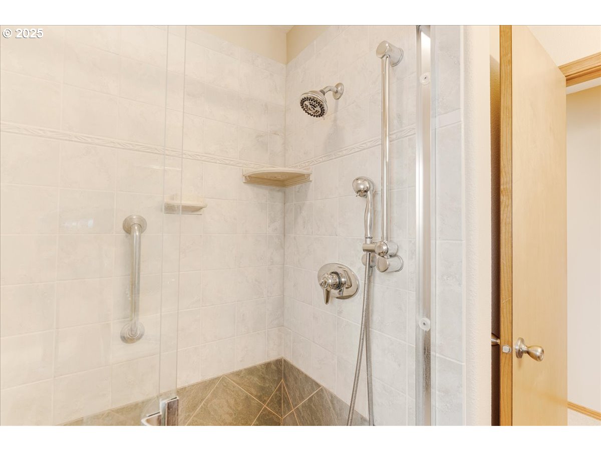 Forest Grove, Oregon 97116, United States, 3 Bedrooms Bedrooms, ,2 BathroomsBathrooms,Residential,Active,92926