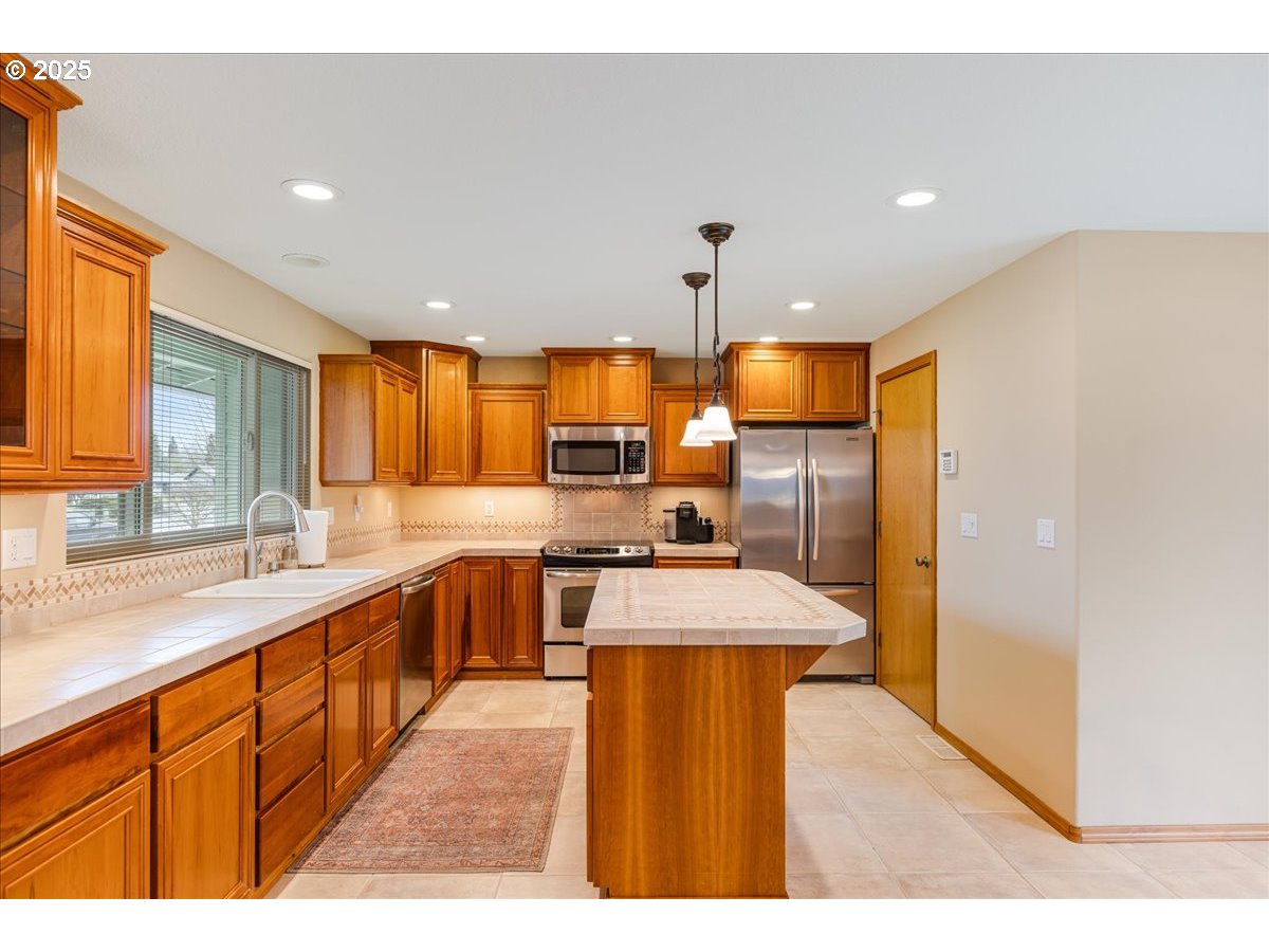 Forest Grove, Oregon 97116, United States, 3 Bedrooms Bedrooms, ,2 BathroomsBathrooms,Residential,Active,92926