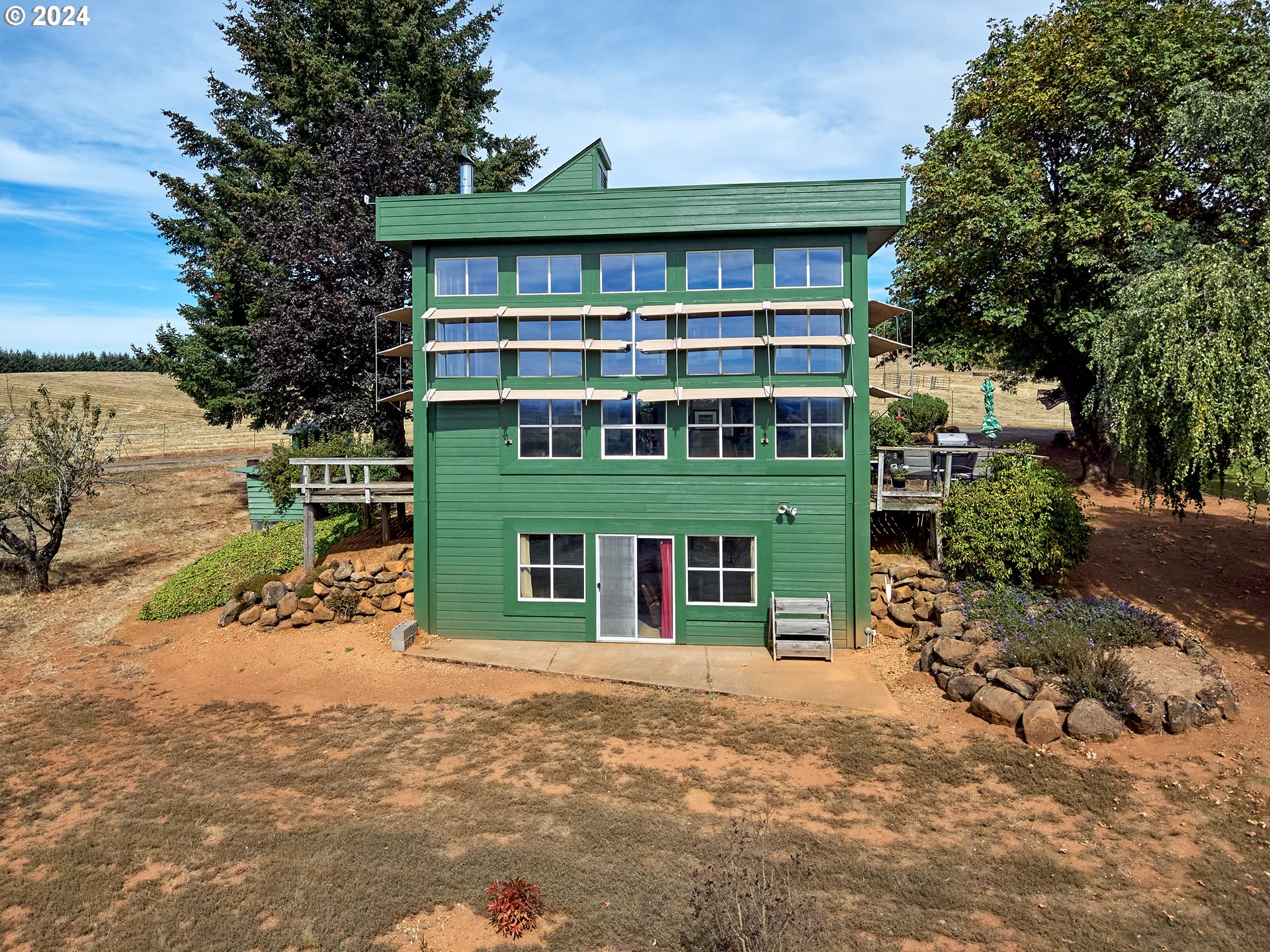 Rickreall, Oregon 97371, United States, 2 Bedrooms Bedrooms, ,3 BathroomsBathrooms,Residential,Active,41816