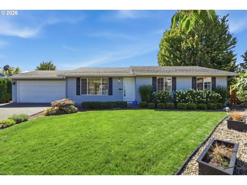 Photo of 911 SW Warbler Ct, McMinnville, OR 97128 (MLS # 497254567)