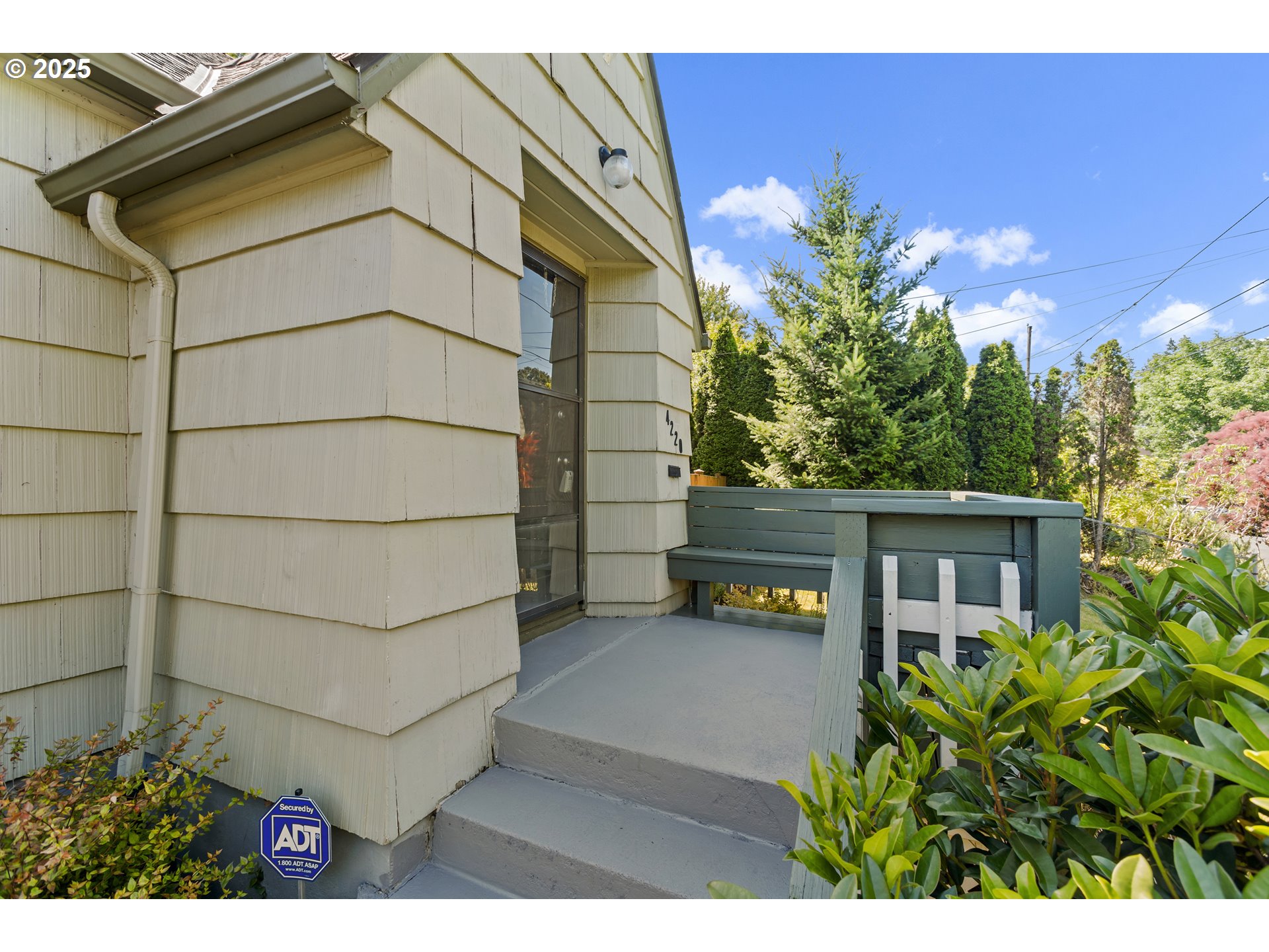 4220 NE 38TH AVE