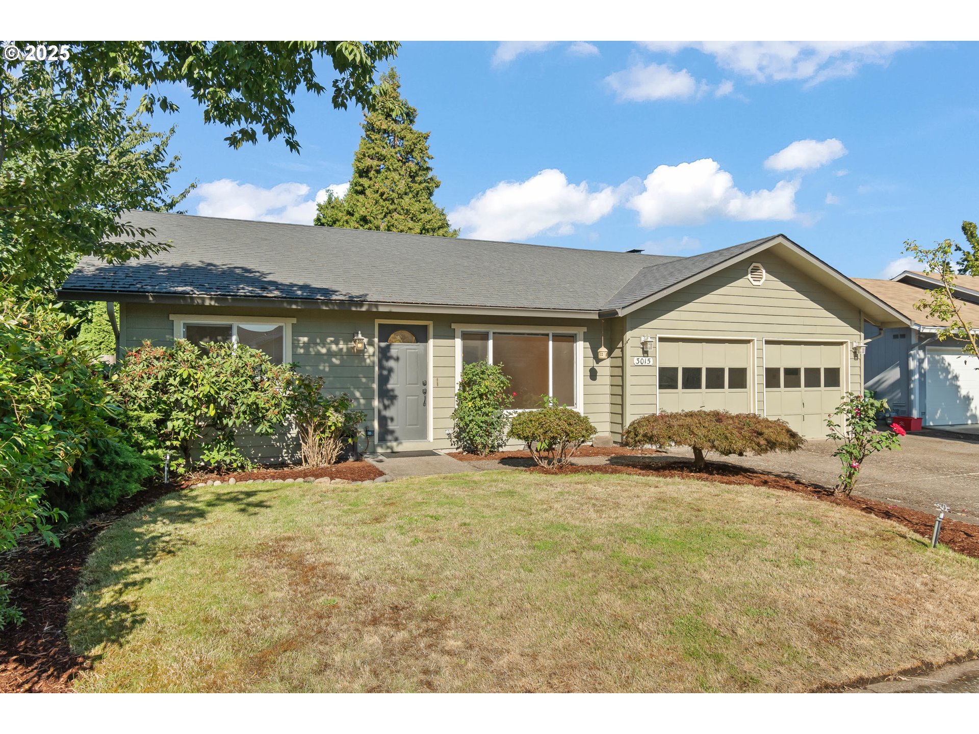 3015 KENTWOOD DR