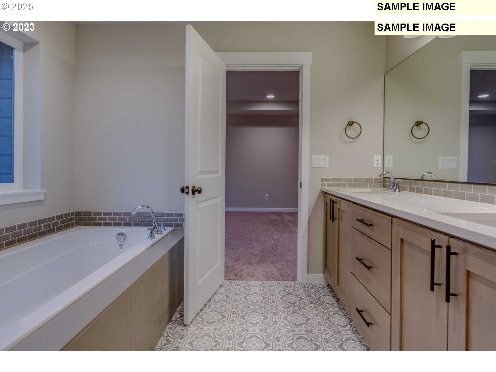 16513 SE Smith Rock ST 732