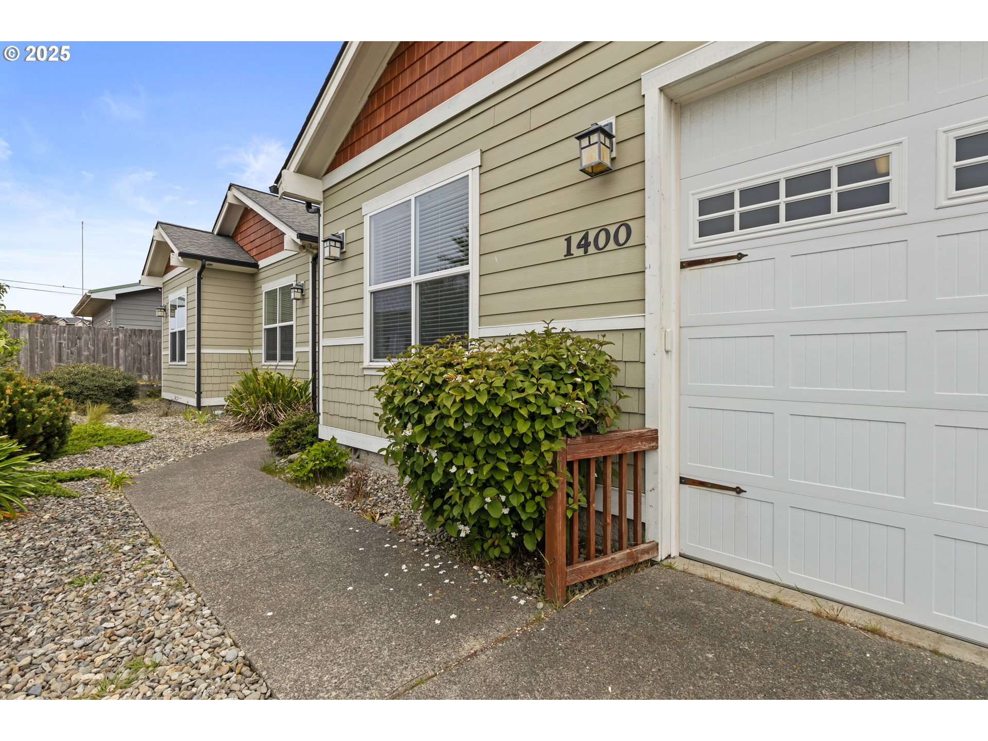 1400 HOLLOWAY MEWS