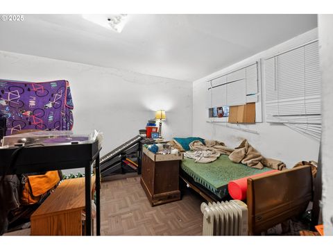 Tiny photo for 76362 Willamette Way, Oakridge, OR 97463 (MLS # 132457752)