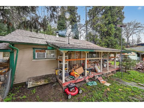 Tiny photo for 76362 Willamette Way, Oakridge, OR 97463 (MLS # 132457752)