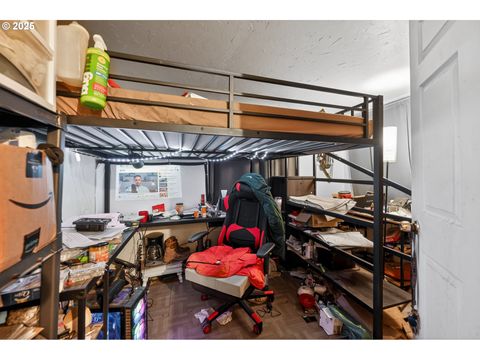 Tiny photo for 76362 Willamette Way, Oakridge, OR 97463 (MLS # 132457752)