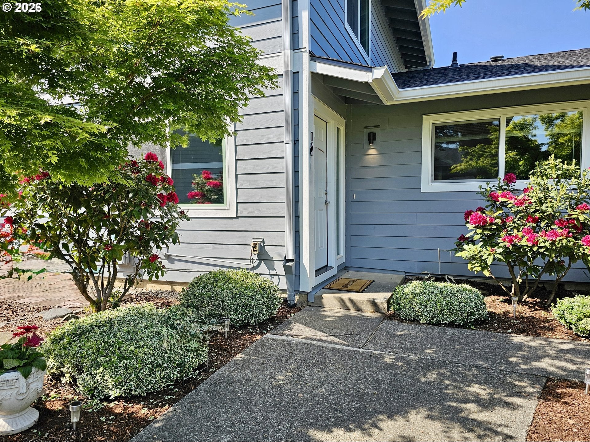 1601 NE HALE PL 2