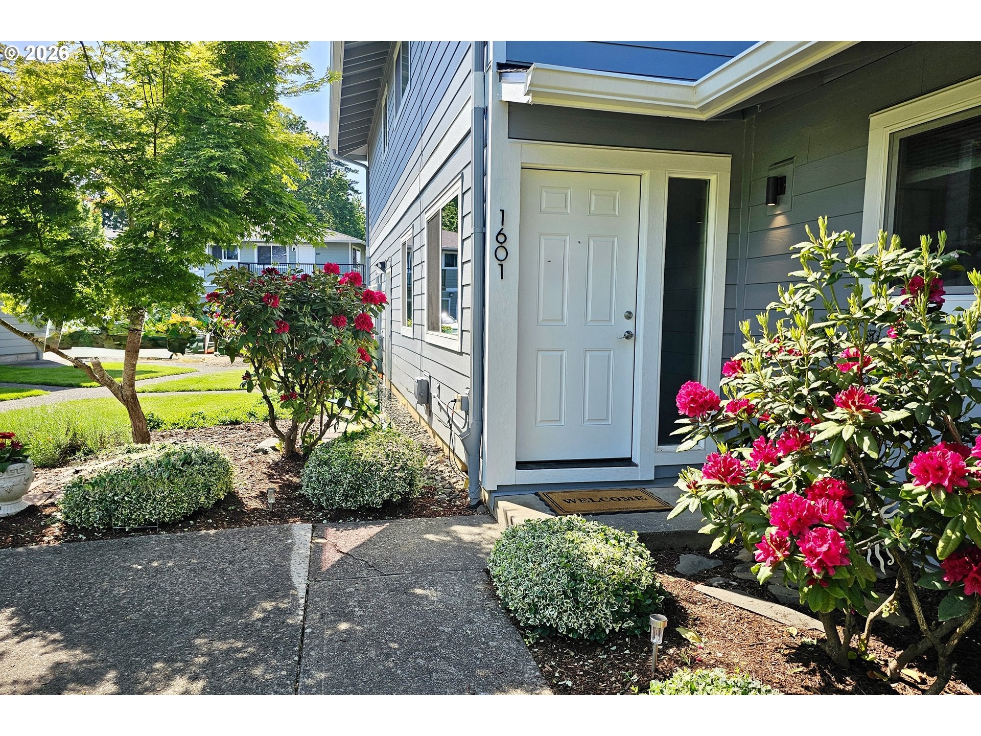 1601 NE HALE PL 2