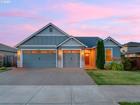 2180 SE 11TH PL Canby OR 97013