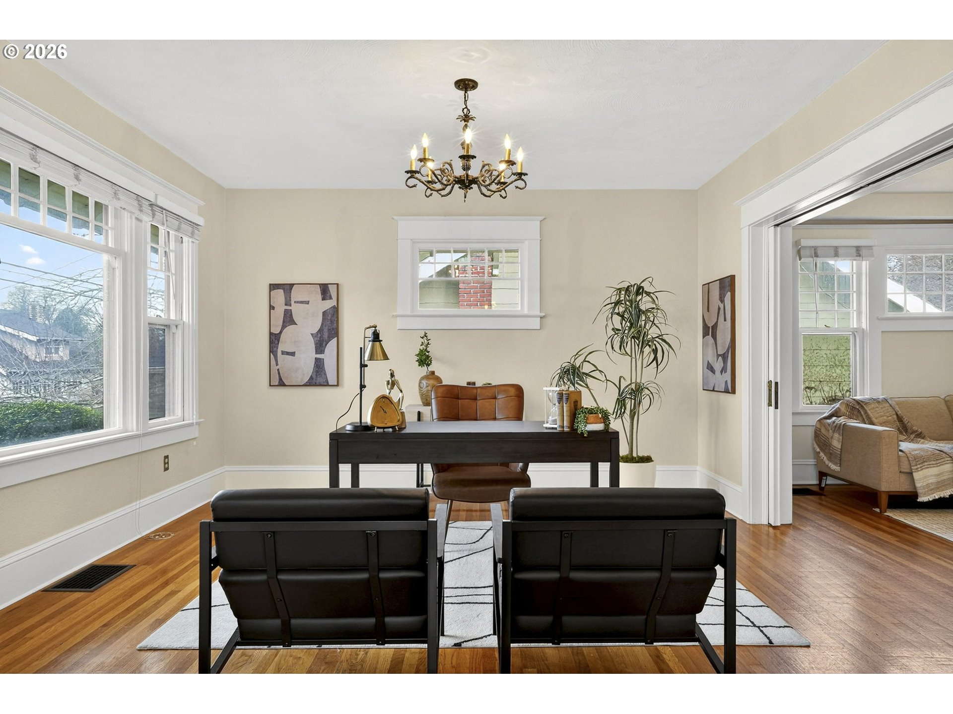 3234 SE CESAR E CHAVEZ BLVD