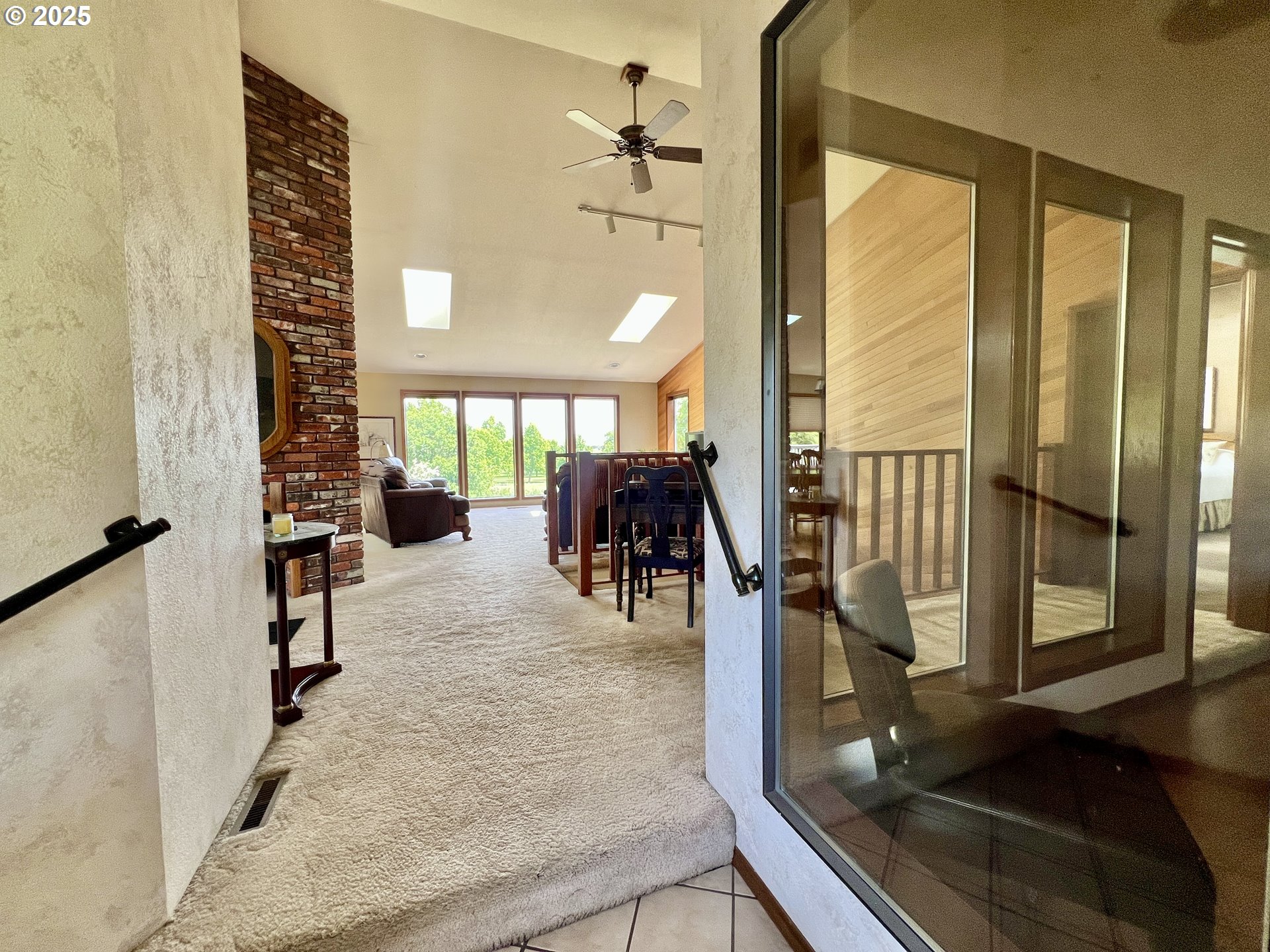 29843 ROYCE LN