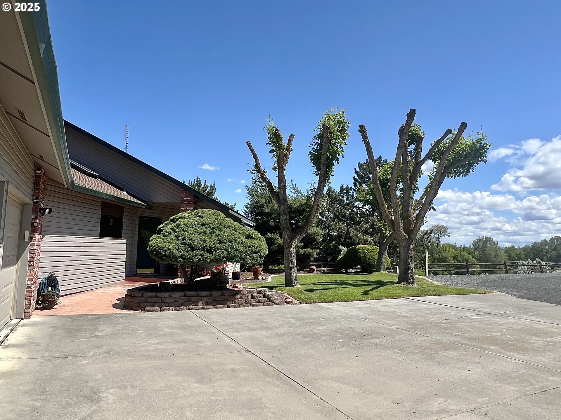 29843 ROYCE LN