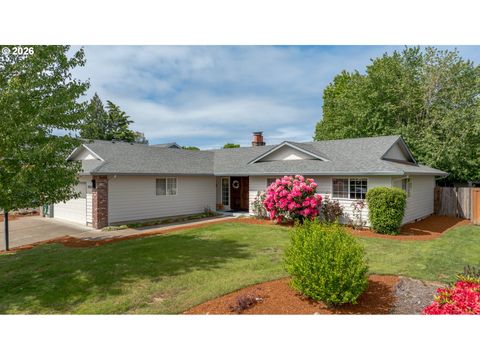 Photo of 2835 NE Leathers Ln, McMinnville, OR 97128 (MLS # 751049702)