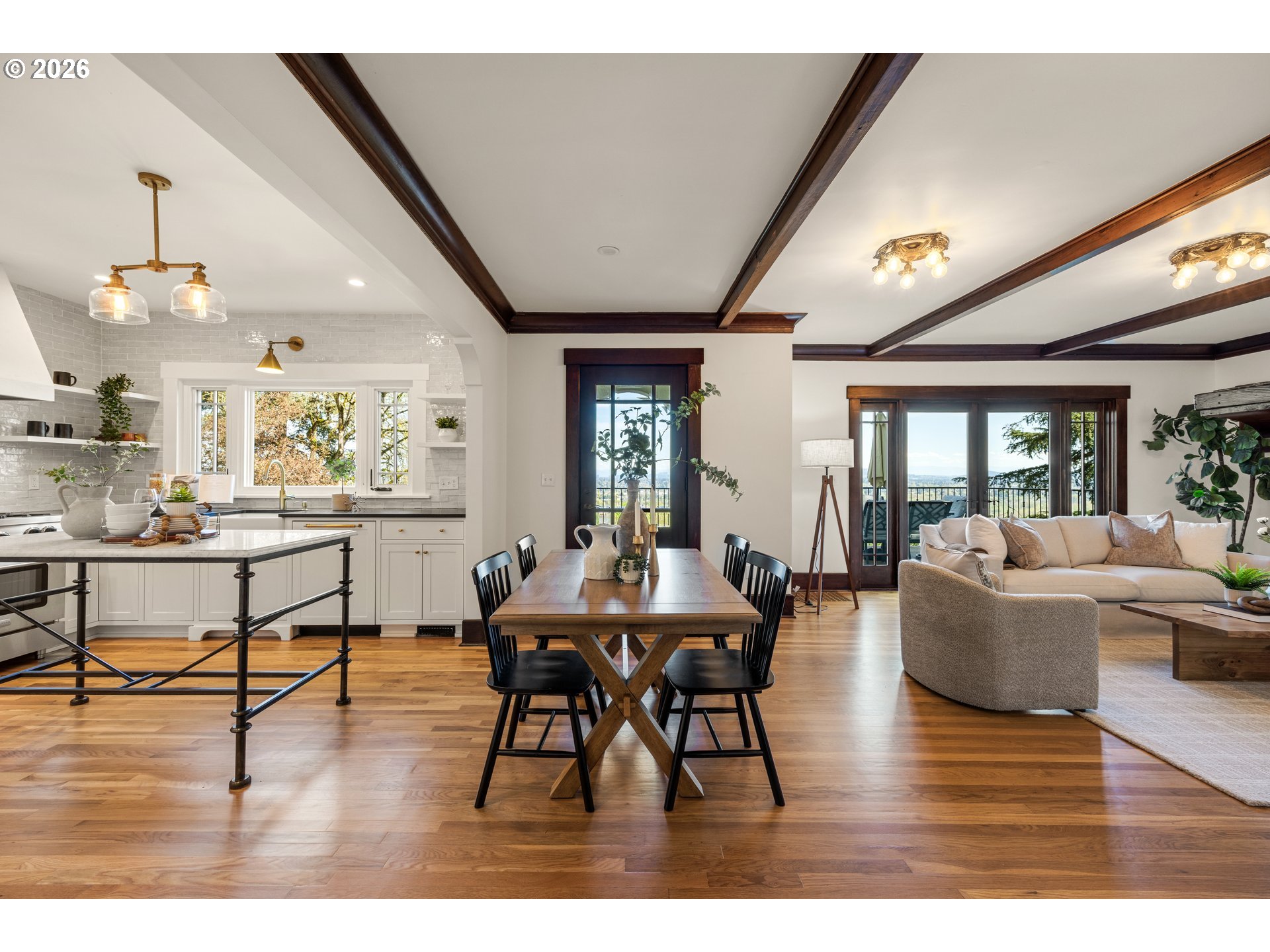 4323 SW HAMILTON TER