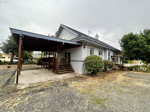 Tiny photo for 486 N 5th St, Creswell, OR 97426 (MLS # 655997960)