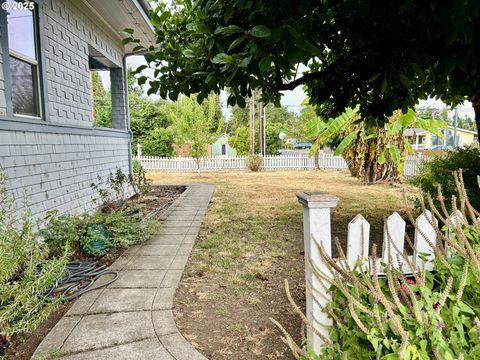 Tiny photo for 486 N 5th St, Creswell, OR 97426 (MLS # 655997960)