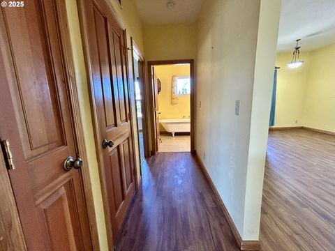 Tiny photo for 486 N 5th St, Creswell, OR 97426 (MLS # 655997960)