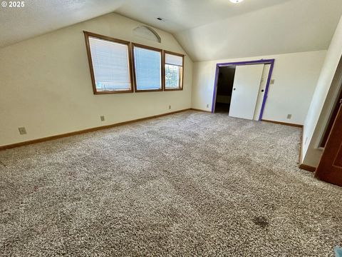 Tiny photo for 486 N 5th St, Creswell, OR 97426 (MLS # 655997960)