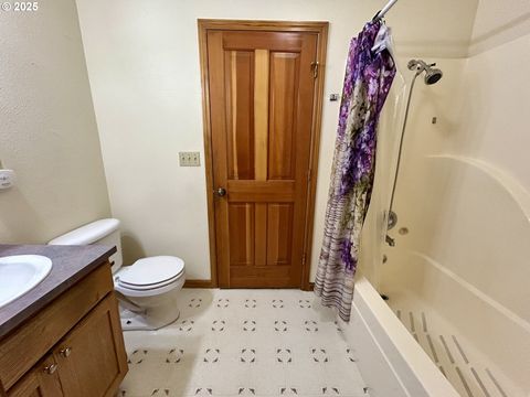 Tiny photo for 486 N 5th St, Creswell, OR 97426 (MLS # 655997960)
